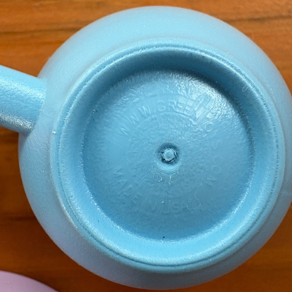 Green Toys Tea Kitchen Set, Plates, Bowls, Teapot, Spoons and Fork - Picture 10 of 11